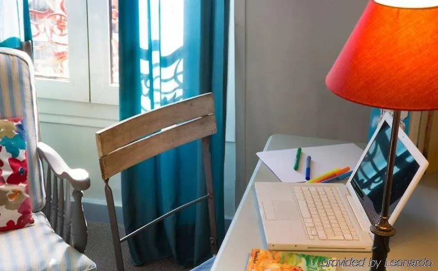 De La Paix Hotel 3*